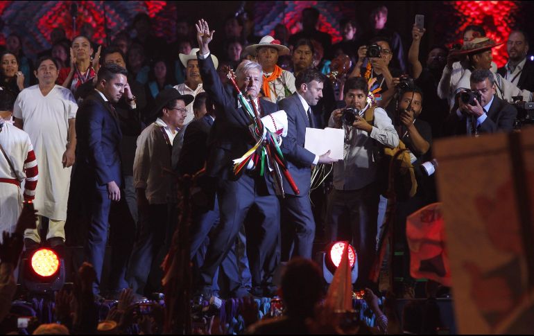 Salinas Pliego sostuvo que hay que ver hacia adelante, con optimismo y responsabilidad. EFE / S. Gutiérrez