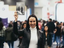 Ivonne Díaz de Sandi. La diseñadora de modas y empresaria presenta el libro “Privilegiada por elección”.