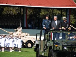 López Obrador afirma “se va a seguir consolidando, se va fortalecer porque van ayudar en la tarea de seguridad pública”. TWITTER / @Luis_C_Sandoval