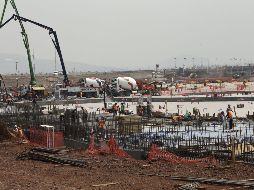 El próximo 4 de enero es la fecha límite para que el gobierno federal anuncie formalmente la cancelación de la obra. EFE / ARCHIVO