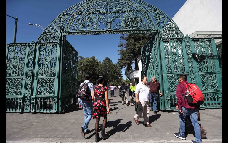 La residencia de los presidentes de México durante 84 años era inaccesible hasta su apertura este 1 de diciembre como un centro cultural. SUN/A. Ojeda