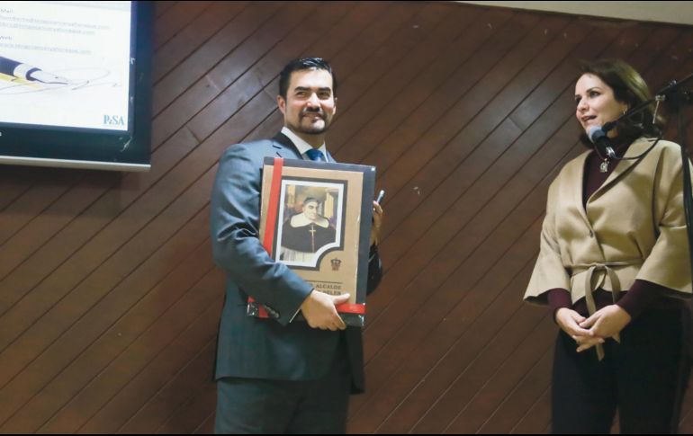 Humberto Bautista Rodríguez asegura que la forma de dar la noticia al paciente influye mucho en la manera en que éste afrontará la enfermedad. ESPECIAL