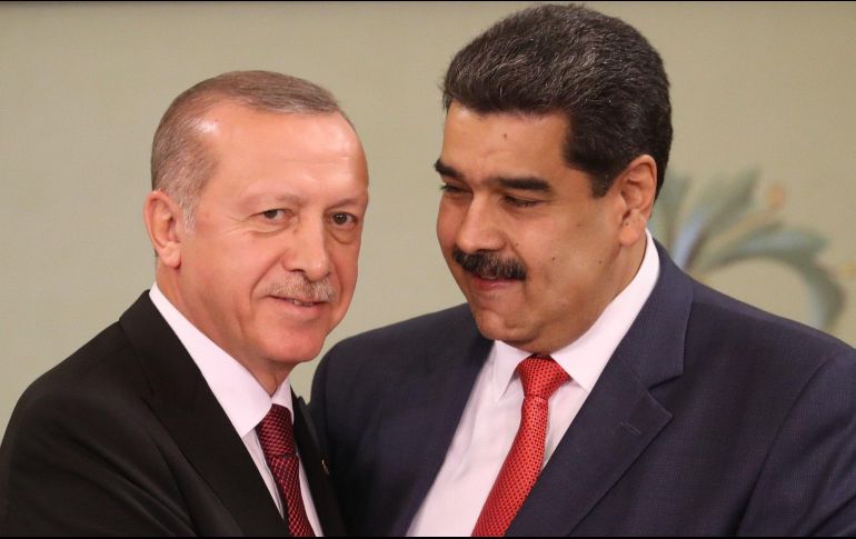 Maduro invitó a Erdogan a impulsar nuevas inversiones turcas en áreas como la explotación de oro y el turismo. EFE / M. Gutiérrez