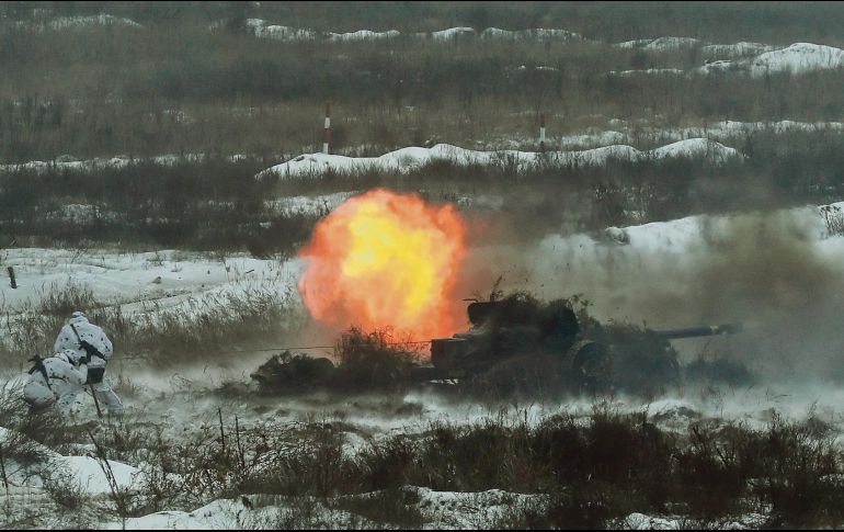 El Ejército ucraniano realizó prácticas en la frontera con Rusia. EFE