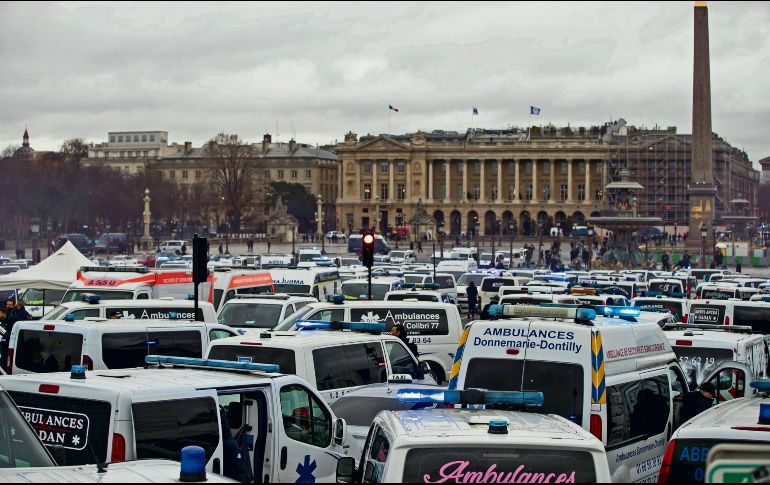 Los transportistas salieron a la calle para mostrar su descontento. EFE