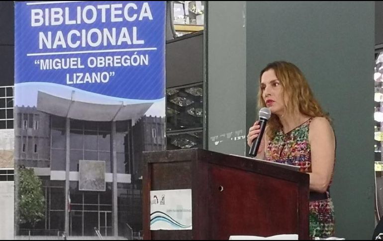 Beatriz informó la mañana de este martes que su mamá, Nora Müller murió. Facebook /  Beatriz Gutiérrez Müller