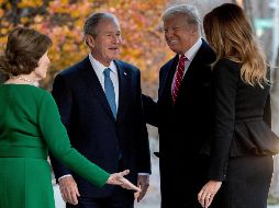 Las cámaras captaron un apretón de manos entre Trump y Bush, ambos sonrientes. AP / A. Harnik