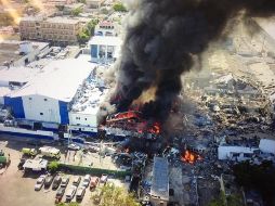 Decenas de personas fueron evacuadas de sus residencias de manera preventiva, mientras el acceso a la zona fue restringido por los organismos de seguridad. TWITTER/ @JuancitoPerezRD