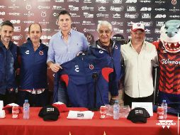 Robert Dante Siboldi es el nuevo timonel de los Tiburones Rojos. @clubtiburones