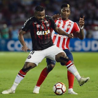 Junior y Atlético Paranaense empatan en Barranquilla