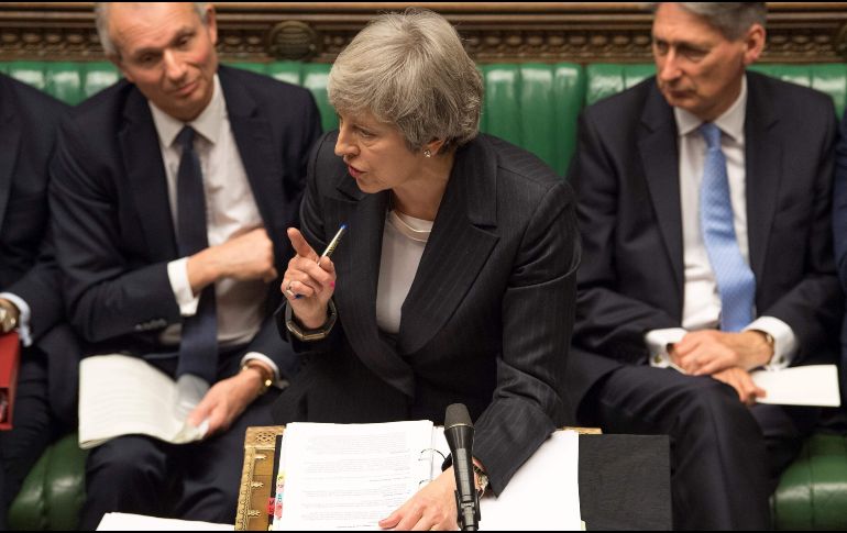 May trata estos días de recabar apoyos para el documento ante la posibilidad de que sea rechazado la próxima semana. AFP / ARCHIVO