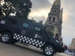 Se trata de un vehículo táctico ligero Unimog con nivel de blindaje B6 V plus, con costo de 3.2 millones de pesos. TWITTER / @PoliciaGDL