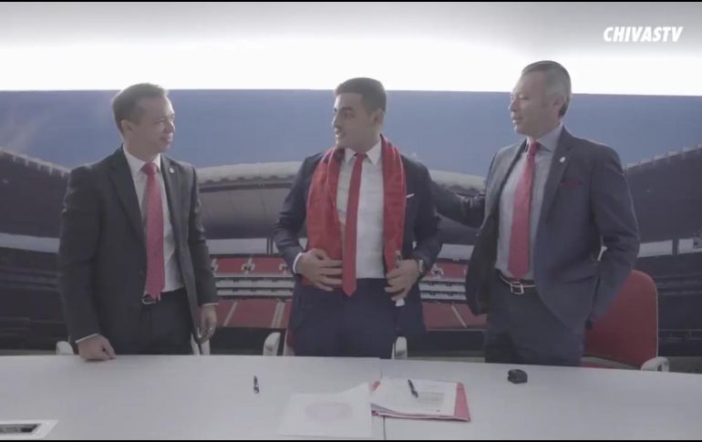 Vega llega al redil Rojiblanco tras una gran temporada con los Diablos Rojos, en la que avanzó a la Liguilla y consiguió seis anotaciones. TWITTER / @Chivas