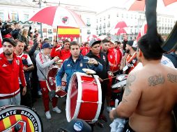 Entre el sábado y domingo se prevé la llegada de miles de argentinos a la capital española, escenario del segundo partido de la final de la Libertadores tras los incidentes ocurridos en Buenos Aires. EFE / J. López