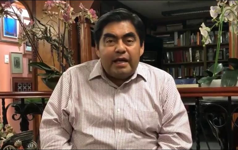 Barbosa señala que la democracia en el país 