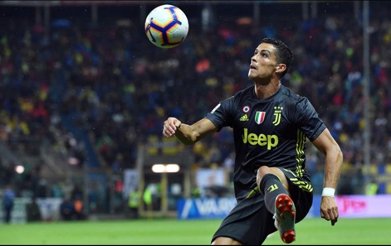 A Ronaldo le gustaría que Messi fuera a Italia algún día. 