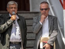 López Obrador y el secretario de Hacienda, Carlos Urzúa, enviarán a la Cámara de Diputados el Paquete Económico el próximo 15 de diciembre. AFP/Archivo