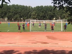 Las Chivas practicaron su puntería en una sesión de hora y media. ESPECIAL