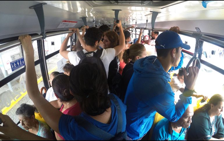 Arnoldo Licea, titular del SATAEJ, aseguró que la tarifa de 7 pesos ha detenido el crecimiento del transporte público. EL INFORMADOR/Archivo