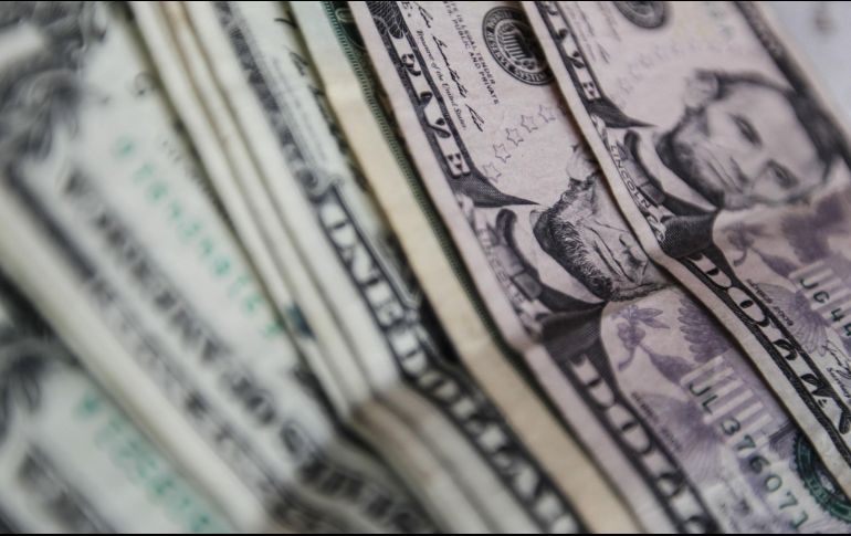 El Banco BASE estima que el tipo de cambio de este día oscile entre 20.10 y 20.30 pesos por dólar. EL INFORMADOR / ARCHIVO