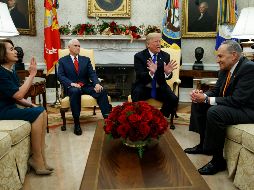 Trump ha exigido que en ese presupuesto se incluyan cinco mil millones de dólares para construir el muro en la frontera con México. AP / E. Vucci