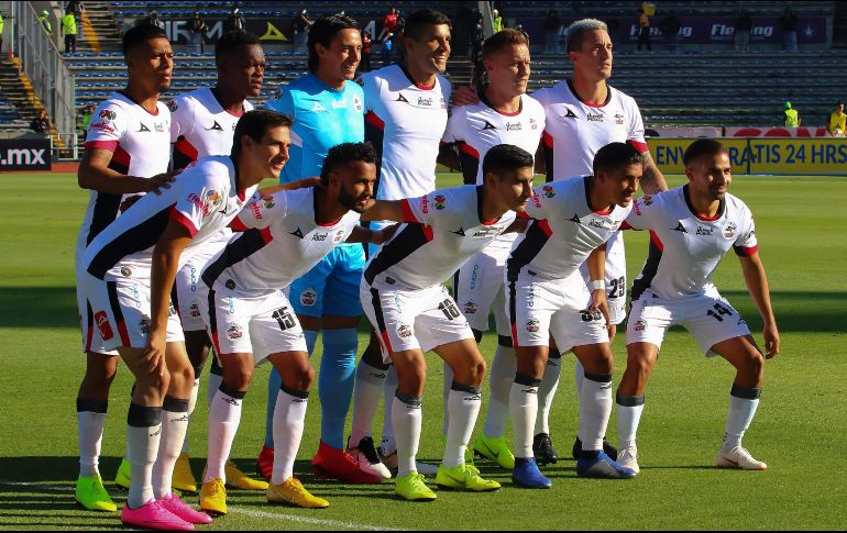 En una muestra de solidaridad todo el plantel se trasladó a las oficinas del empresario Mario Mendivil para buscar respuestas del porqué de los atrasos. MEXSPORT / ARCHIVO