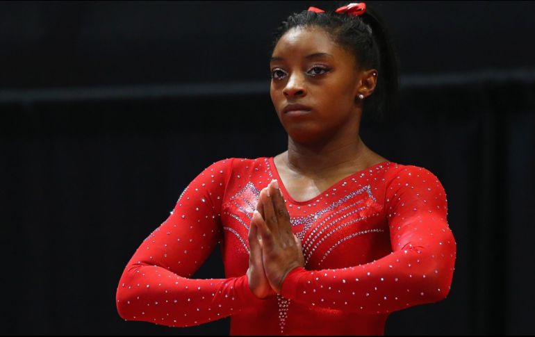 Biles, de 21 años, atesora 14 títulos mundiales. AFP/ARCHIVO