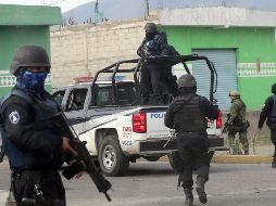 Los efectivos decomisaron 45 mil litros de diesel, 34 mil de gas LP y 10 mil de aceite crudo. SUN/ARCHIVO