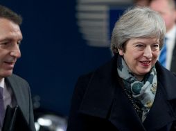 Donald Tusk, presidente del Consejo Europeo, y Theresa May, primera ministra del Reino Unido. AP/V. Mayo
