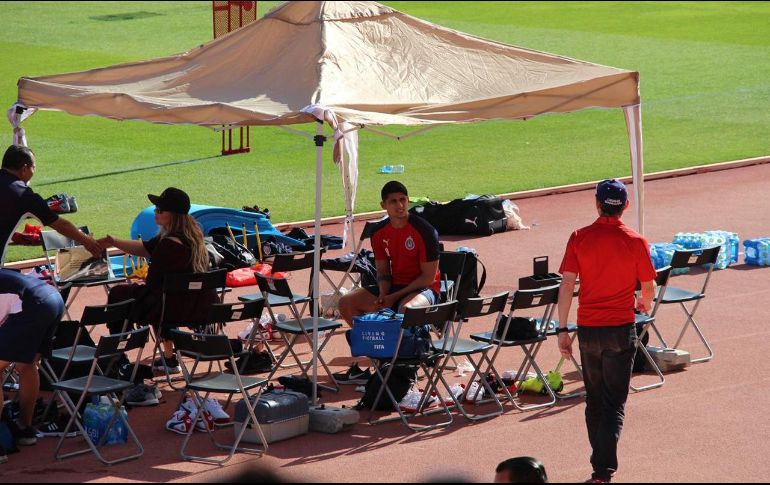 A pesar de que varios jugadores han sido monitoreados para asegurar que lleguen en óptimo estado al duelo ante el Kashima el sábado, destaca que Pulido use una  protección para rodilla. EL INFORMADOR / G. Tamayo