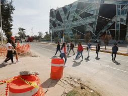 Algunos de los pendientes se observan frente a la Biblioteca Pública del Estado. EL INFORMADOR/G. Gallo
