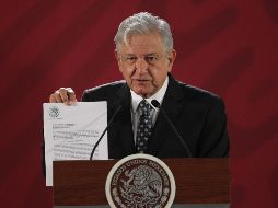 ''Compromiso cumplido maestras y maestros de México'', sostuvo el titular del Ejecutivo, luego designar la iniciativa en conferencia de prensa en Palacio Nacional. EFE / M. Guzmán