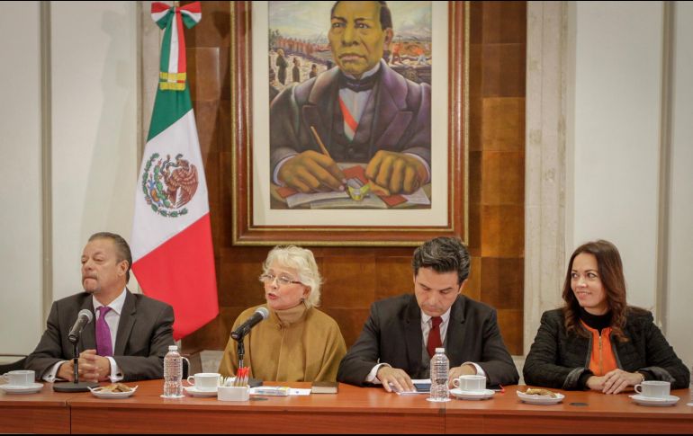 Sánchez Cordero calificó de inexacto que se diga que además de la pensión reciba otra prestación. NTX/A. Rodríguez