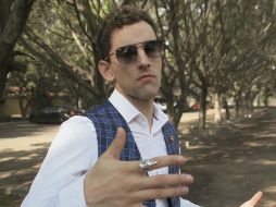 Será el 25 de enero cuando Netflix libere la cuarta temporada de la popular serie “Club de Cuervos”. En la imagen, Luis Gerardo Méndez. ESPECIAL