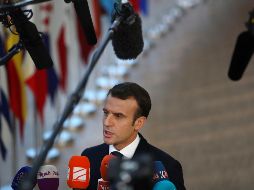El pasado lunes, Macron anunció el aumento del salario mínimo, la congelación del alza de las cotizaciones para los jubilados, entre otras iniciativas. AP / F. Seco