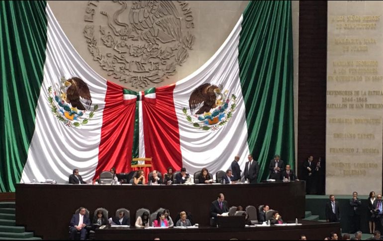 De acuerdo con su argumento, la idea de que el embrión es 