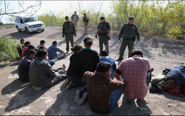 En el gobierno de Trump se ha devuelto a sus países un total de 256 mil 086 migrantes, y además hay personas originarias de Guatemala, Honduras y El Salvador. AFP / ARCHIVO