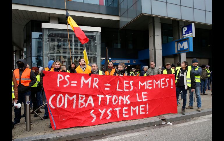 Según la radiotelevisión pública belga francófona, RTBF, entre los manifestantes figuraban algunos miembros del movimiento de extrema derecha 
