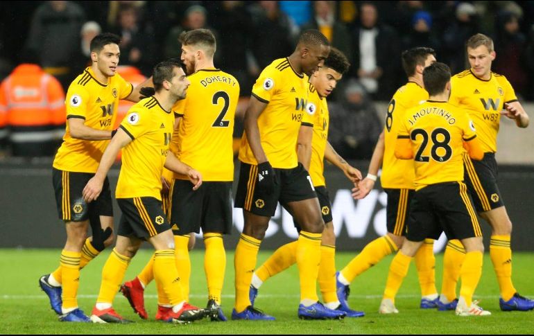 Jiménez (i) abre el marcador al minuto 11 con una jugada donde Jota lo asistió y el segundo tanto corrió por parte de Cavaleiro en el minuto 94. TWITTER / @Wolves