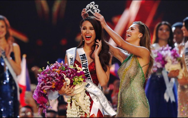 Catriona Gray, originaria de Filipinas se convirtió en la mujer más hermosa del mundo de entre 94 concursantes de distintas nacionalidades. EFE / R. Yongrit