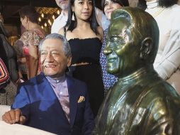 El hijo pródigo de Yucatán develó su estatua en Mérida. NOTIMEX