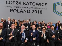 Participantes de la 24 Conferencia de Naciones Unidas sobre Cambio Climático durante la ceremonia de clausura oficial. EFE/M. Zimny