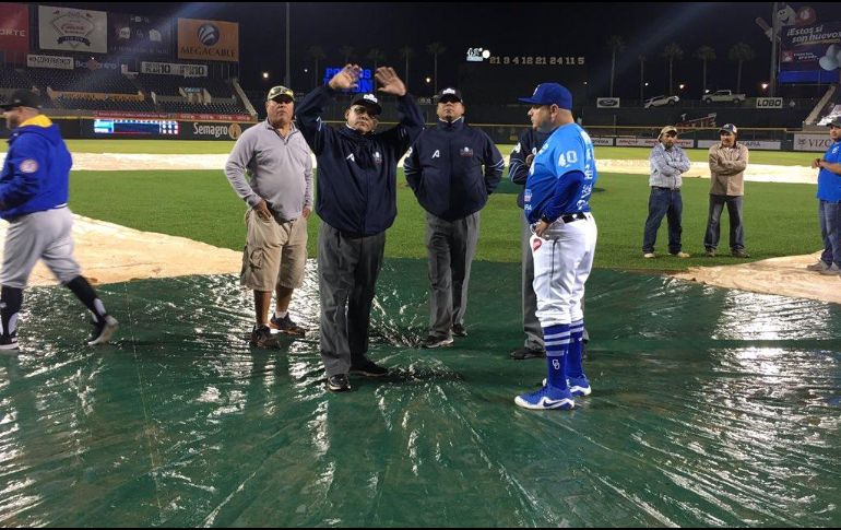 A pesar de reprogramarlo dos veces con la esperanza de poder jugar, finalmente el partido fue cancelado debido a la lluvia en Ciudad Obregón. CHARROS DE JALISCO