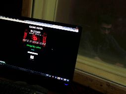  Después del ataque, los expertos de la embajada 