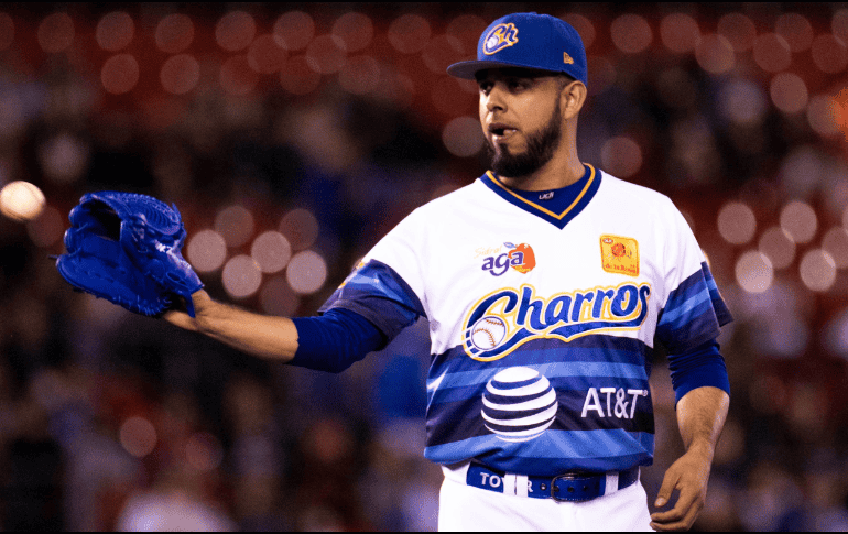 En total fueron tres vuelacercas los que conectó Jalisco para llevarse este primer compromiso en el parque de pelota de Zapopan. TWITTER / @charrosbeisbol
