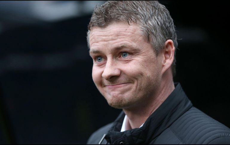 Ex delantero del Manchester United, Solskjaer, de 45 años, jugó 366 partidos y marcó 126 goles con el equipo entre 1996 y 2007. AFP / ARCHIVO