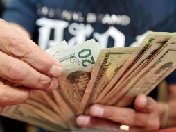 El billete verde se compra en un mínimo de 18.90 pesos. EL INFORMADOR / ARCHIVO