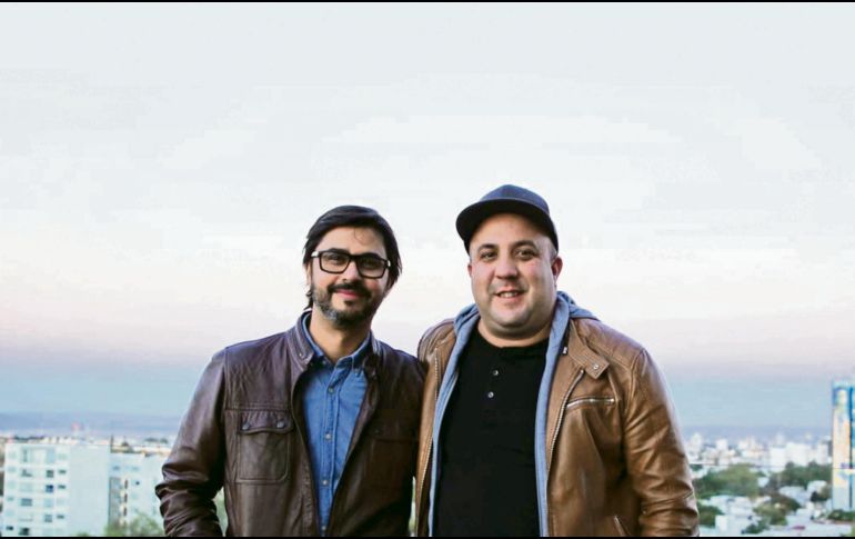 Víctor Hugo Bernal, director de Solivagus, al lado de Yamir Ali Yadet, titular de Cabezas Cuadradas. EL INFORMADOR / E. Barrera