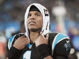Cam Newton no ha mostrado mucho con su brazo esta temporada. En los últimos seis juegos ha lanzado nueve intercepciones. AFP / S. Lecka