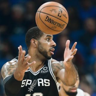 Los Spurs se ensañan con el Magic
